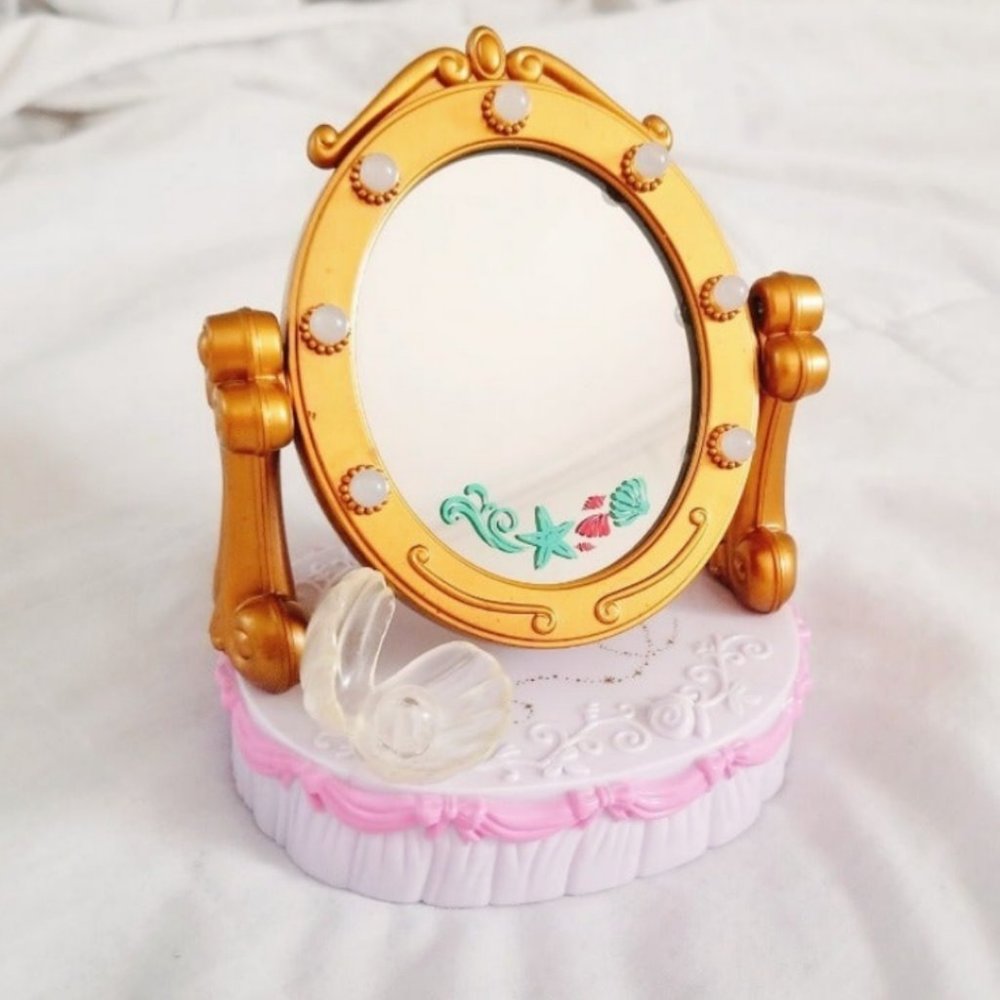 Princess Ariel The Little Mermaid Vanity webcam